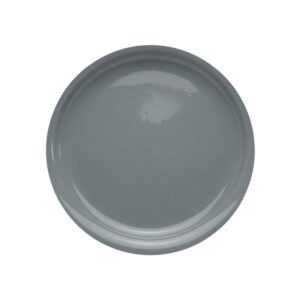 Pelēks (RAL 7000, Squirrel Grey) ar otu vai rullīti klājams gelkouts Crystic GT-600 (Scott Bader) uz balta fona